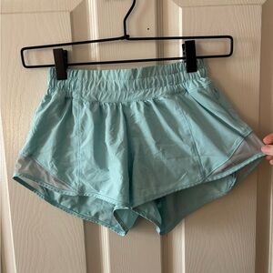 Lululemon hotty hot 2.5 inch size 2